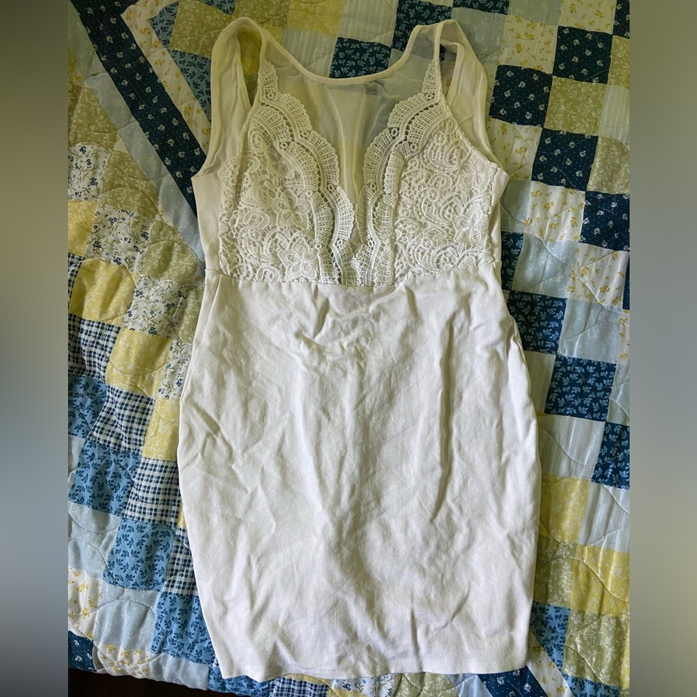 White Lulu’s Dress with Lace